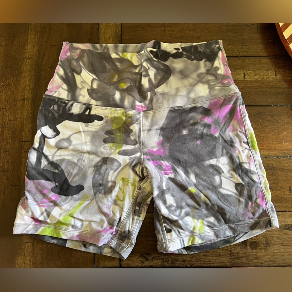 Lululemon Align Shorts 6”